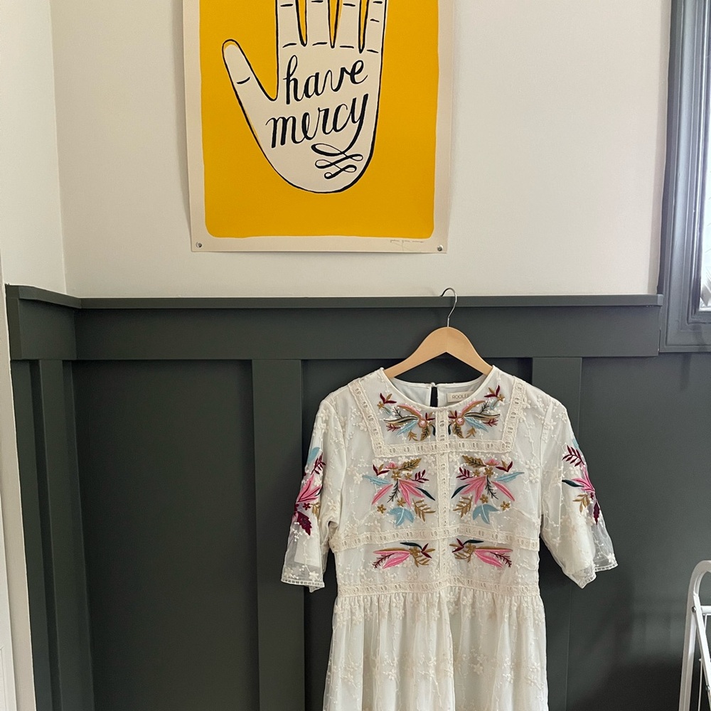 Roolee Brand Colorful Floral Embroidered White Lace Large Dress